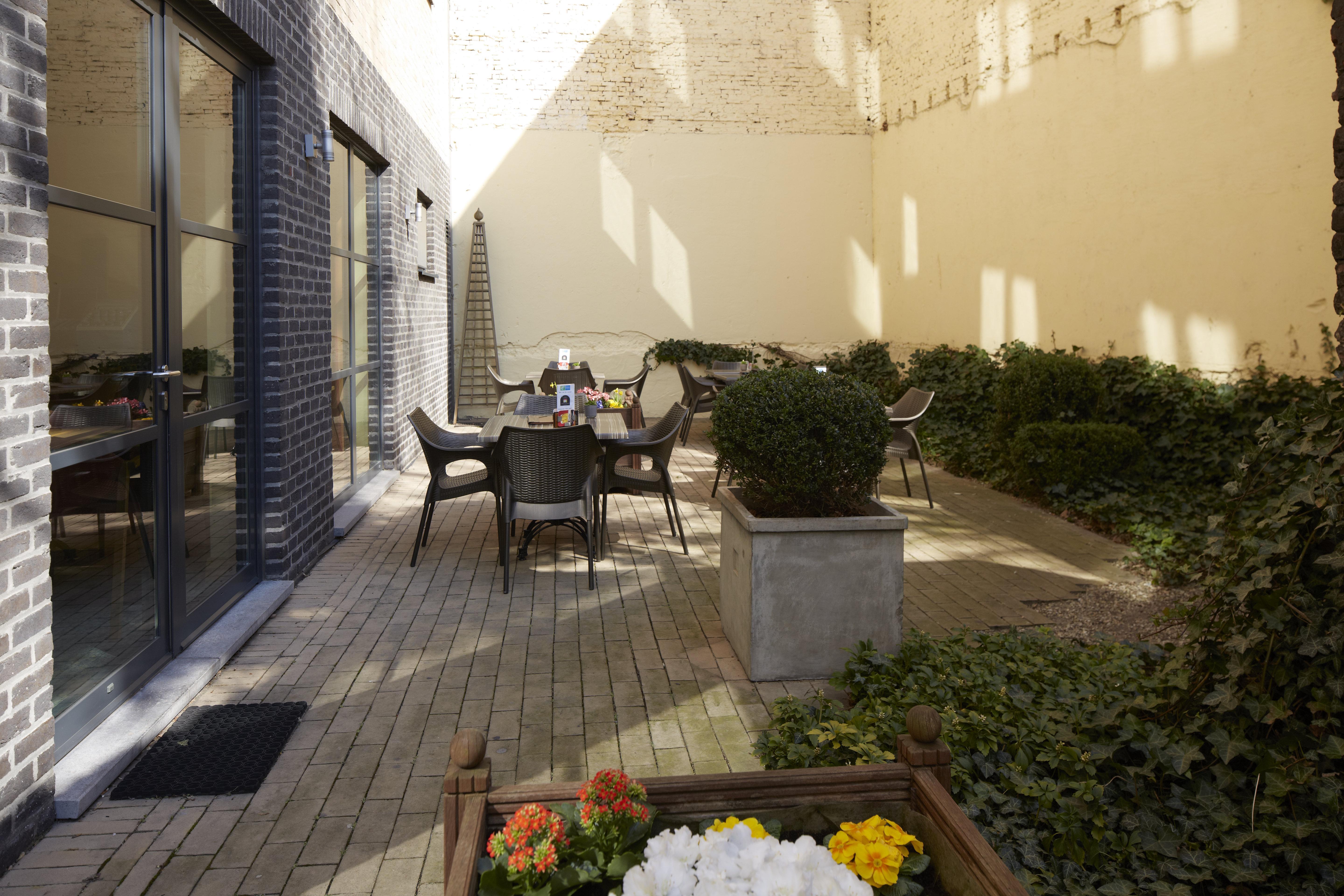 Holiday Inn Express Hasselt By Ihg Exteriör bild
