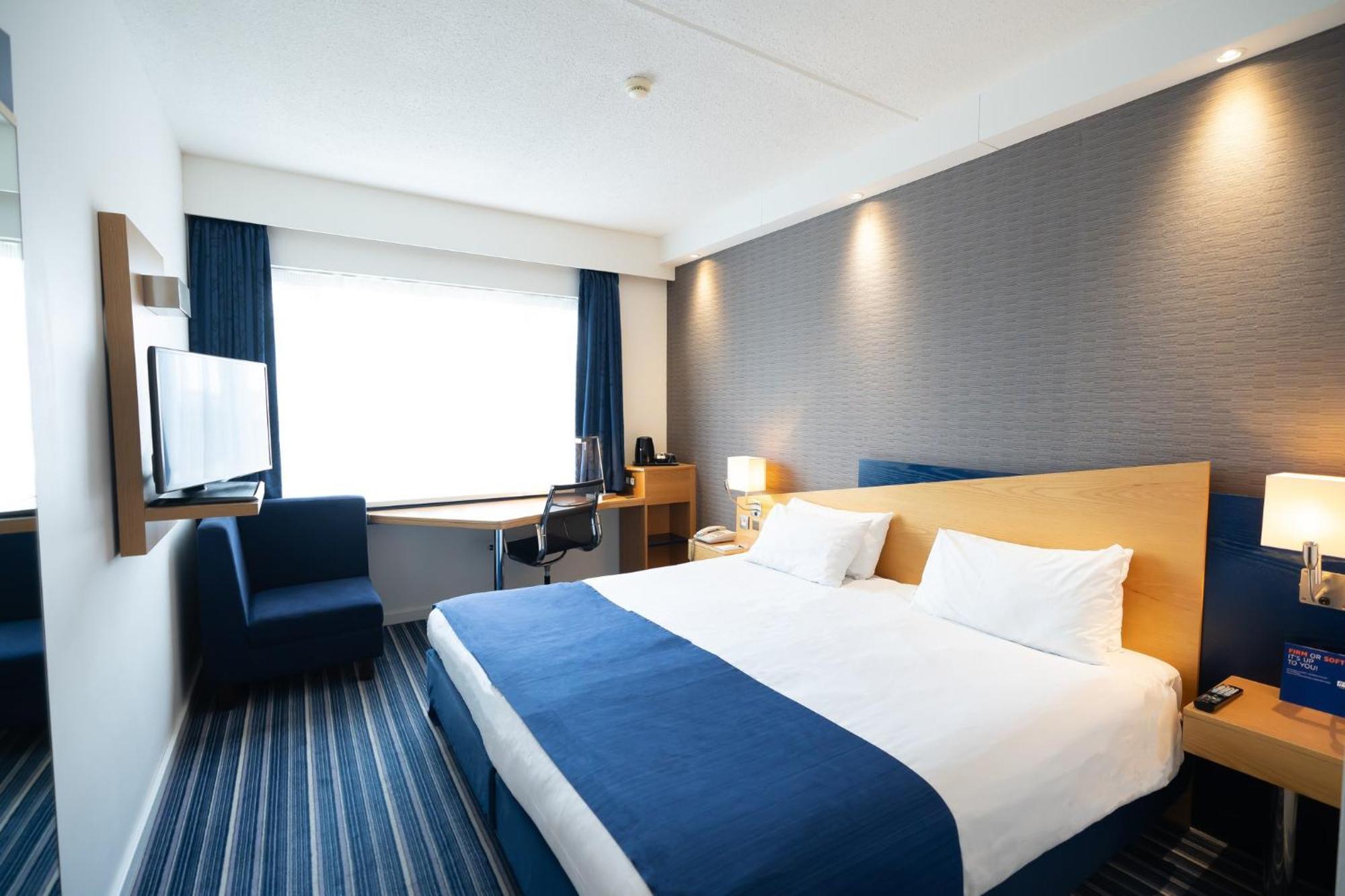 Holiday Inn Express Hasselt By Ihg Exteriör bild