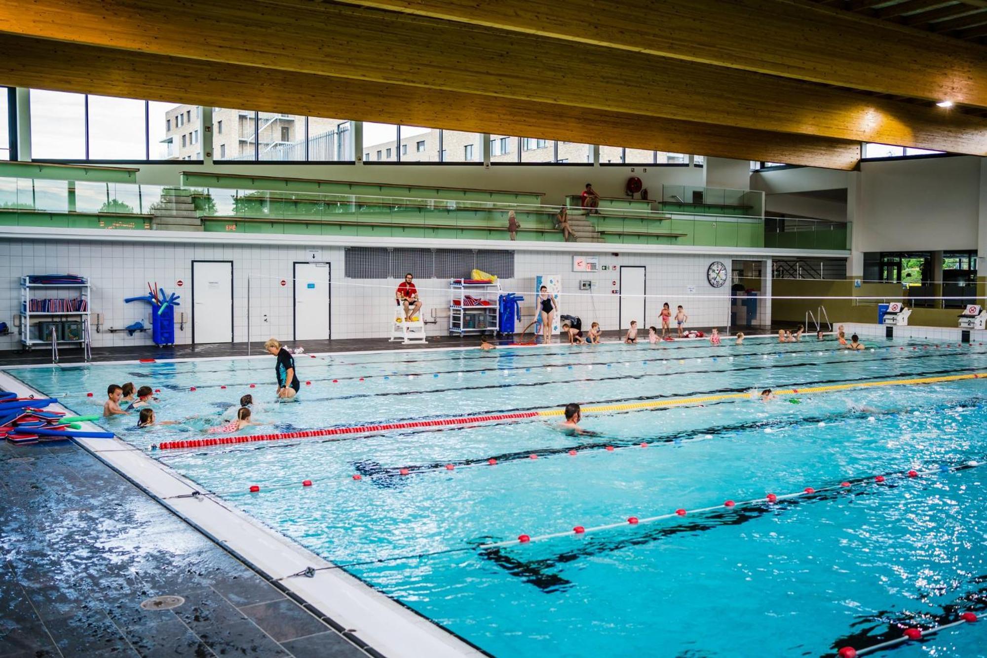 Holiday Inn Express Hasselt By Ihg Exteriör bild
